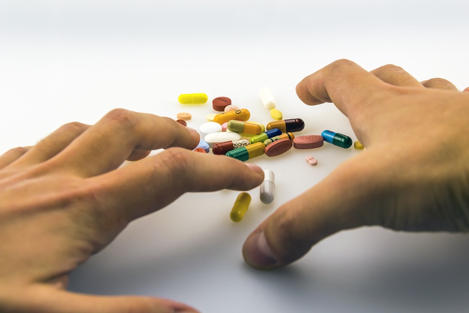 【厚生労働省】抗生物質（抗菌薬）の投与を控えるべき