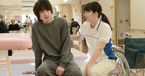 映画「歩けない僕らは」予告編第1弾公開！