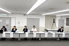 訪問看護の求人倍率4.54倍　看護職員確保の「地域偏在」に厚労省検討会が切り込む