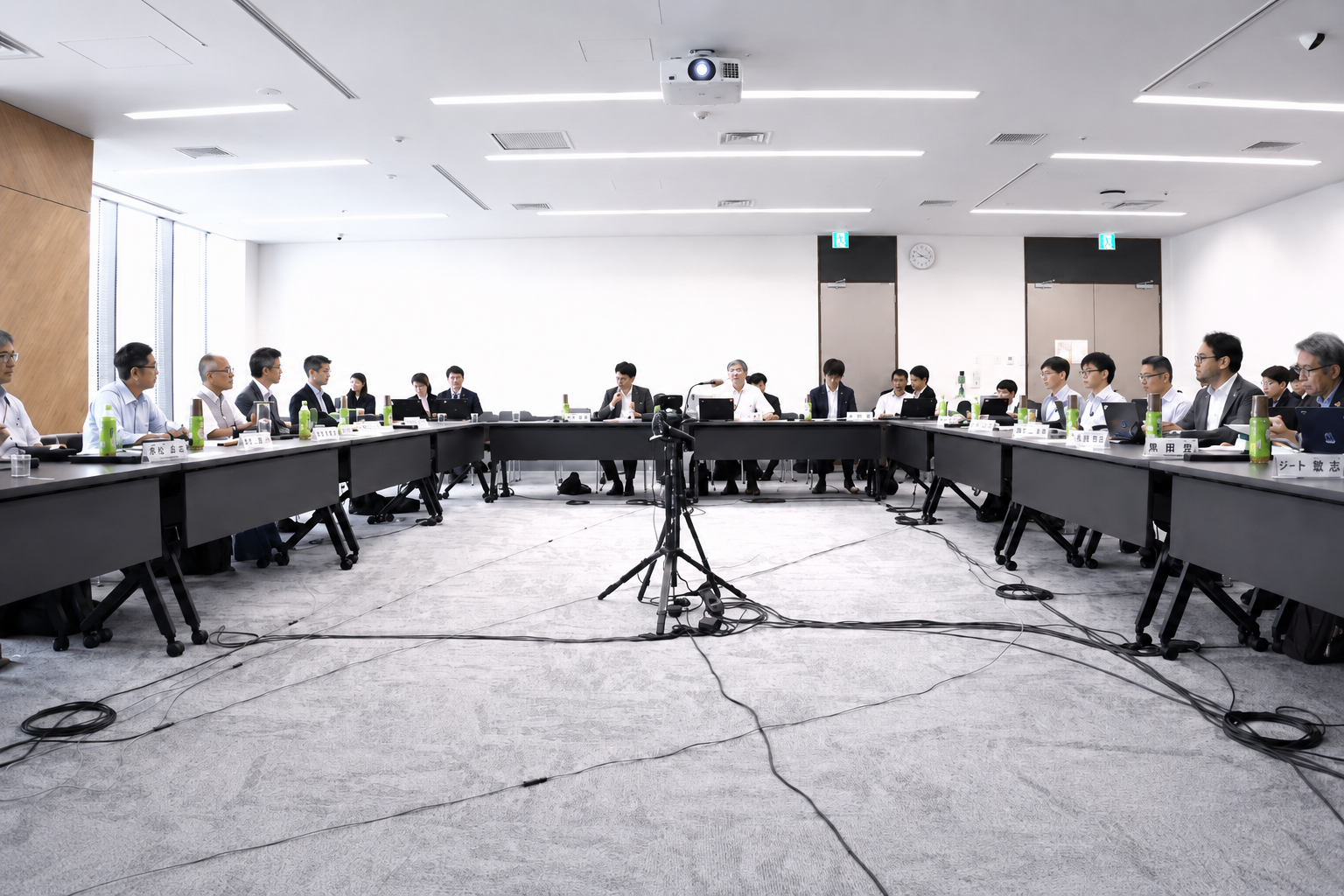 同一建物減算、強化か緩和かで割れる　日医委員は訪問リハを名指しで「減算の廃止・緩和を」　令和9年度改定