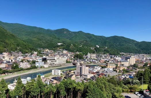 訪問リハで1355万円を不正請求か　岐阜・下呂市が理学療法士を停職6か月