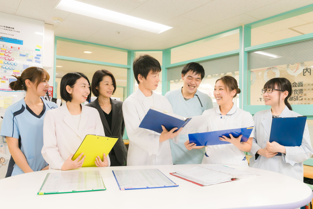 神奈川で数少ない介護医療院のある病院/摂食嚥下リハが病院の強み!/多職種による摂食嚥下リハチームが積極介入中◎