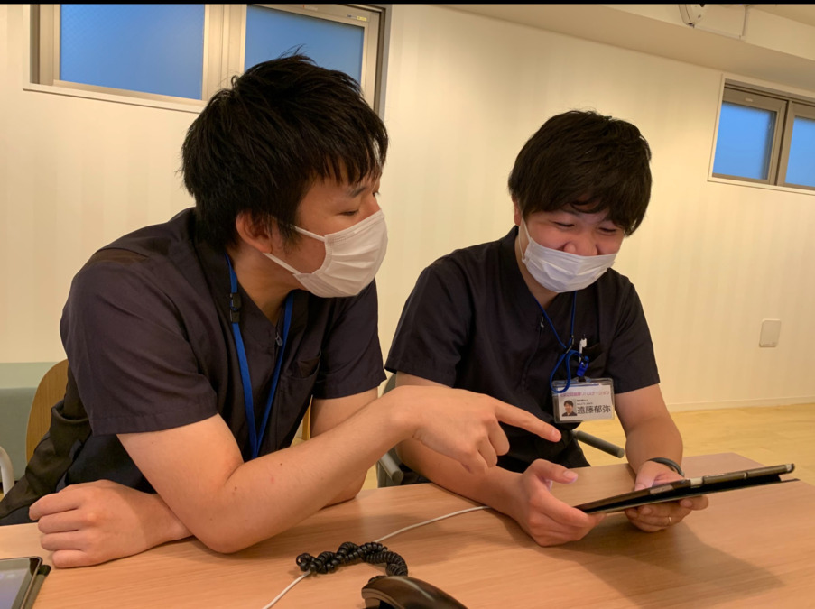 【訪問PT◎個別のリハビリを提供】母体が病院のため安定！月給33.5万円／訪問リハ未経験のスタッフが8割＆サポート充実！